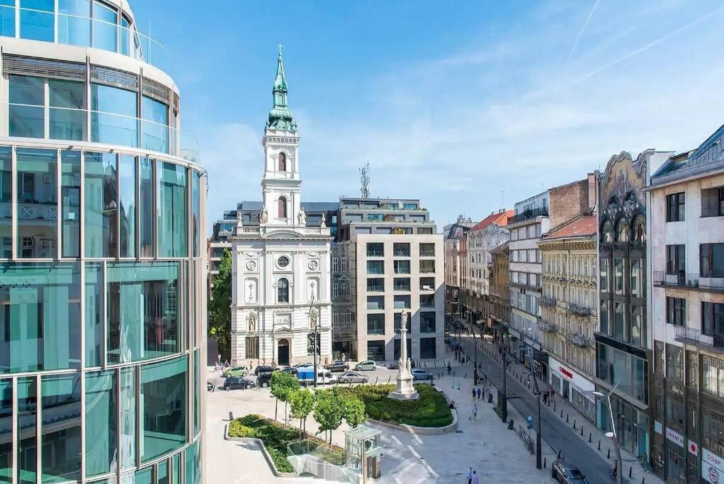 2Budapest Eye-Freegym And Sauna Luxury Home Exterior foto